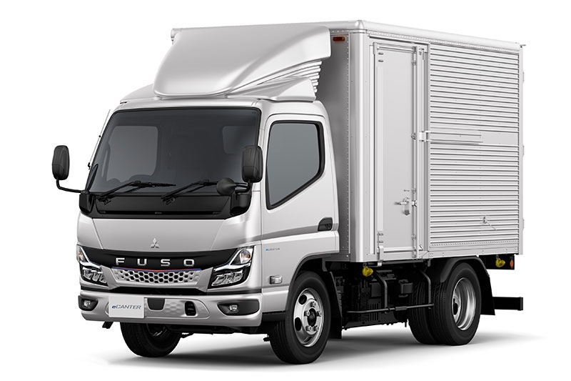 日野自動車にEV小型トラック、三菱ふそうがOEM供給