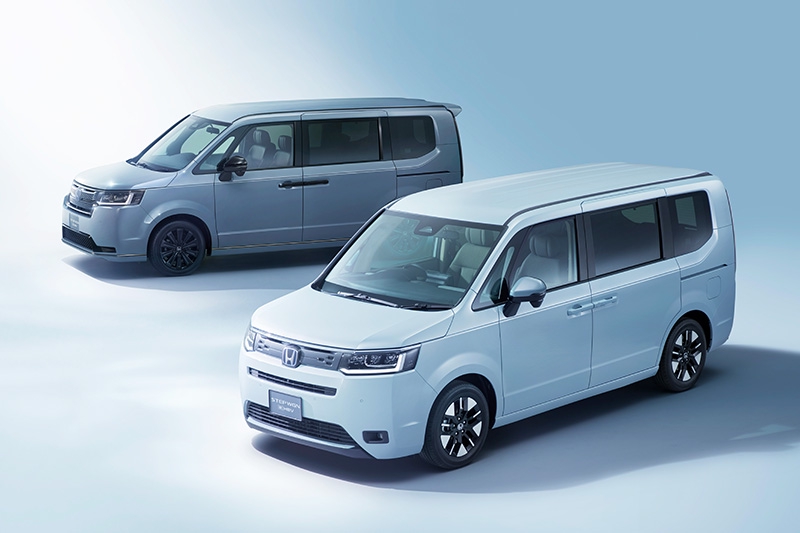 Honda ステップワゴン シルバー ミニバン ホンダのミニバン「ステップワゴン」に新グレード、追加した機能は