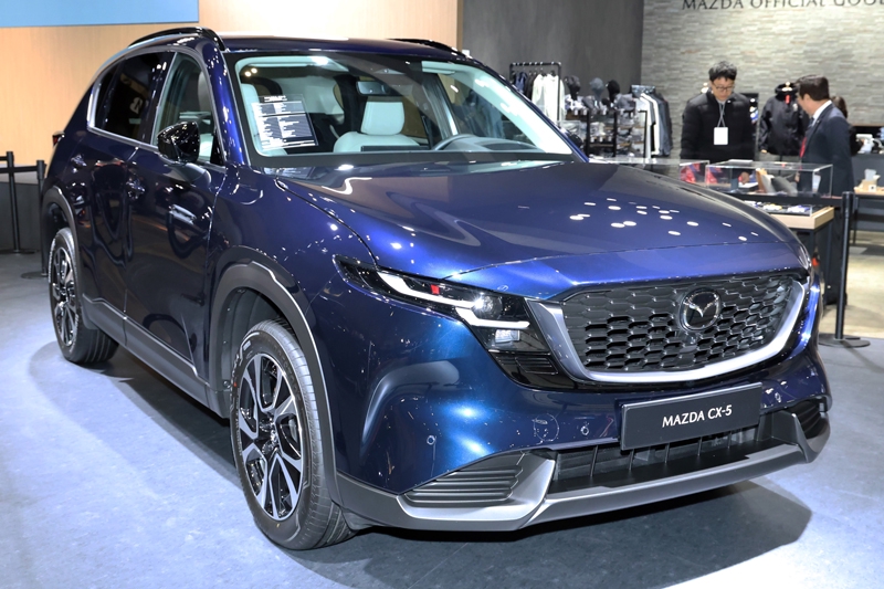 マツダが新型「CX－5」に採用、新しい青系色の特徴｜ニュースイッチ by
