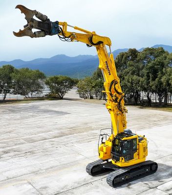 コマツが年30台販売へ、「中型油圧ショベル」マルチ解体仕様の機能