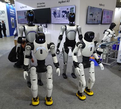 ヒト型ロボットのSIer争奪戦が始まった｜ニュースイッチ by 日刊工業新聞社