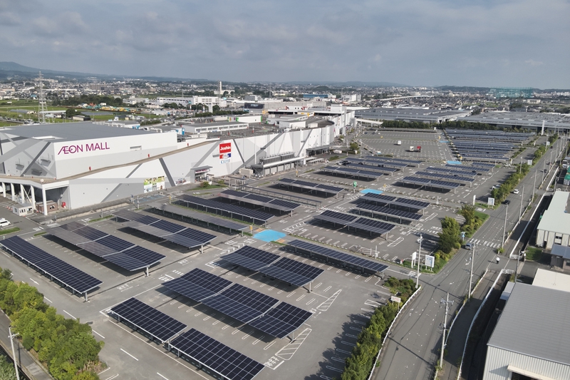 商業施設で日本最大規模の出力約3100kW、駐車場1000台の屋根に太陽光