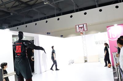 トヨタはなぜ人型ロボットを開発するのか