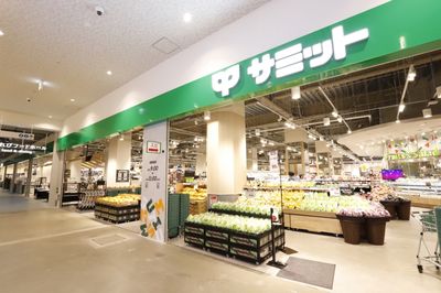 スーパー「サミット」支える。食品の在庫・配送を最適化する日立のソリューション