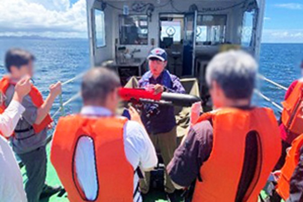 小型自律無人潜水機を活用、東陽テクニカが海中デモで示したこと