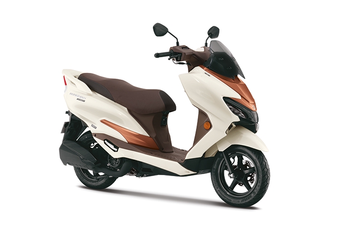 再出品スズキ　バーグマン150実動　ワケあり スズキが投入、新型上級スクーター「バーグマンストリート」の性能