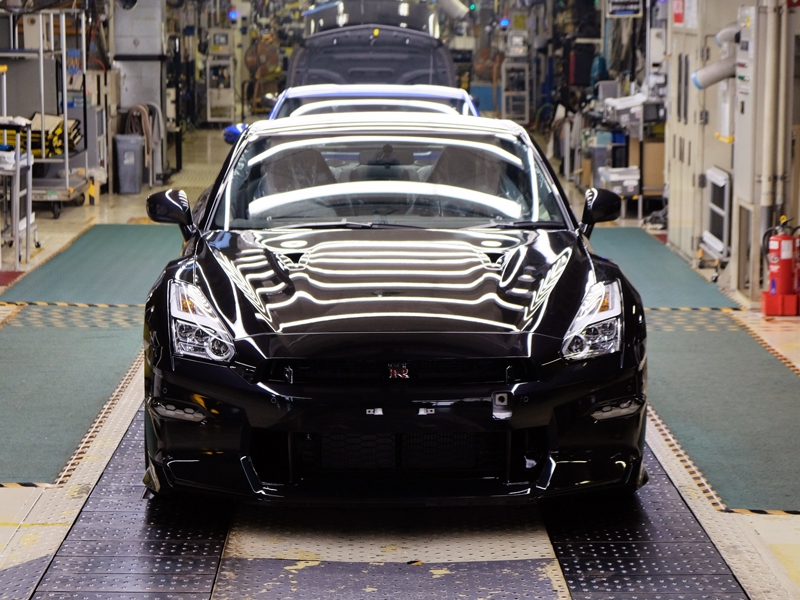 日産GT-R「R35型」、18年の歴史に幕…培った遺産を次世代に｜ニュー