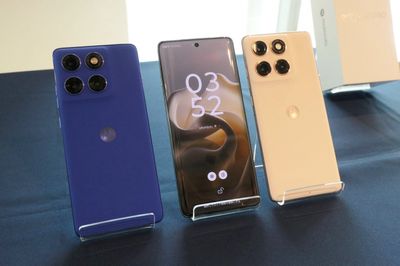 前年度比2倍販売目指す…モトローラがスマホ新機種、「AI自然に使って」