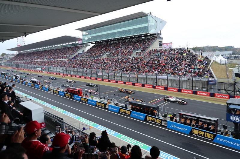 日本GP来場、最多26万6000人…「F1観戦」最新ITで進化する｜ニュー