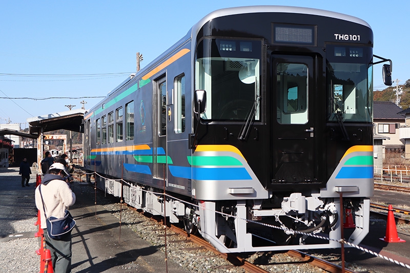 25年ぶりの新車両、天竜浜名湖鉄道が一般撮影会｜ニュースイッチ by