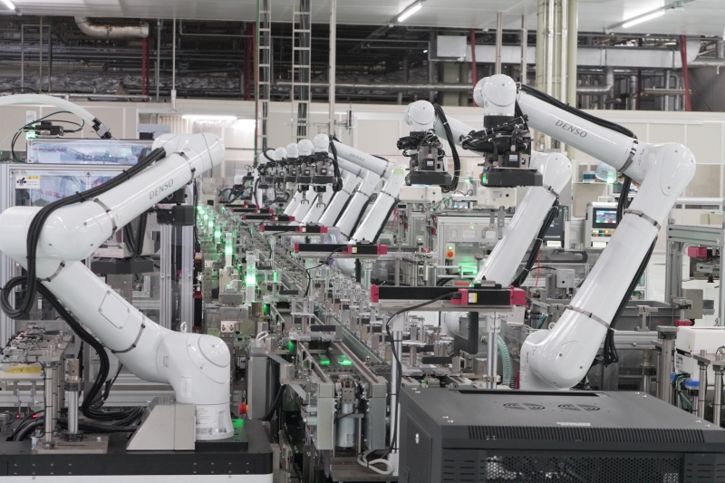 24時間自動で動作し続ける生産現場構築へ…デンソーが開発・導入、次