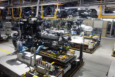 「意思あるフォロワー」…マツダ、上級SUVとEV混流生産の狙い